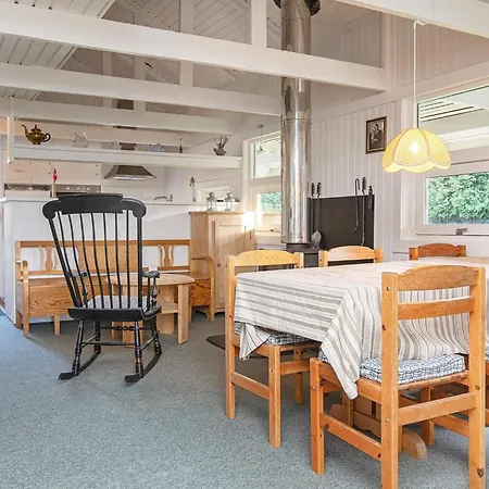 Seaside Charm In Boged-by Traum Semesterbostad